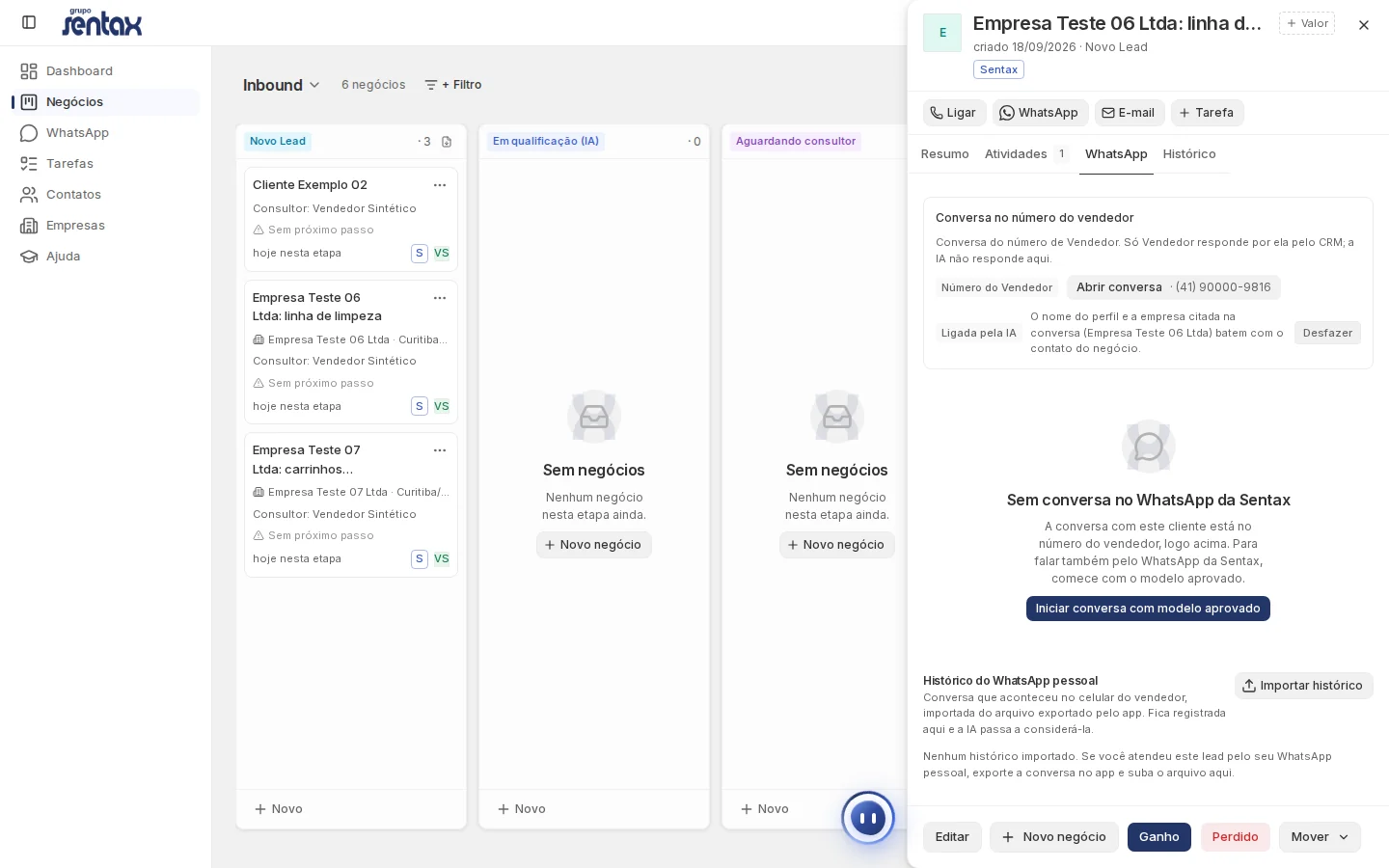 Quadro de negócios e ficha de um negócio no sistema de vendas da Sentax